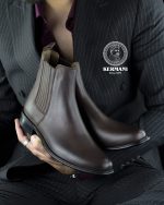 نیم بوت مردانه مدل چرم طبیعی دستدوز رنگ مشکی و قهوه ای کد ۶۲۶ - Image 10