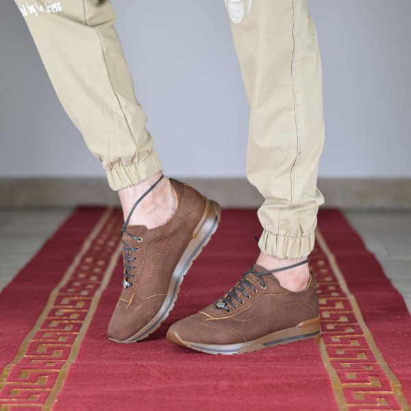 کفش اسپرت چرم طبیعی، رنگ دارچینی، نوع چرم رویه هورس طبیعی گاوی کد مدل ۵۰۴ - Image 4