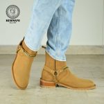 نیم بوت کلاسیک مردانه کرمانی مدل جیر طبیعی دستدوز کد 653 هارنس دار